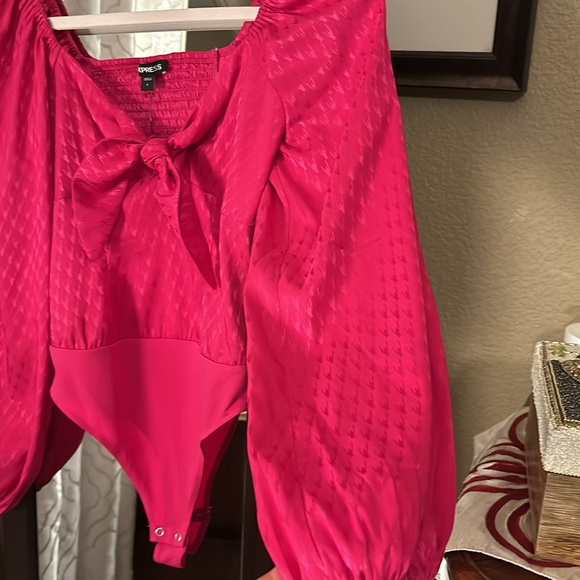 Ladies!! Get ready for spring with his hottie Patati bodysuit! - Picture 3 of 5